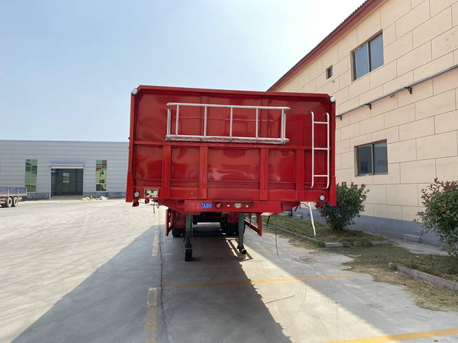輕量化自卸半掛車(chē)廠家 輕量化自卸半掛車(chē)廠家